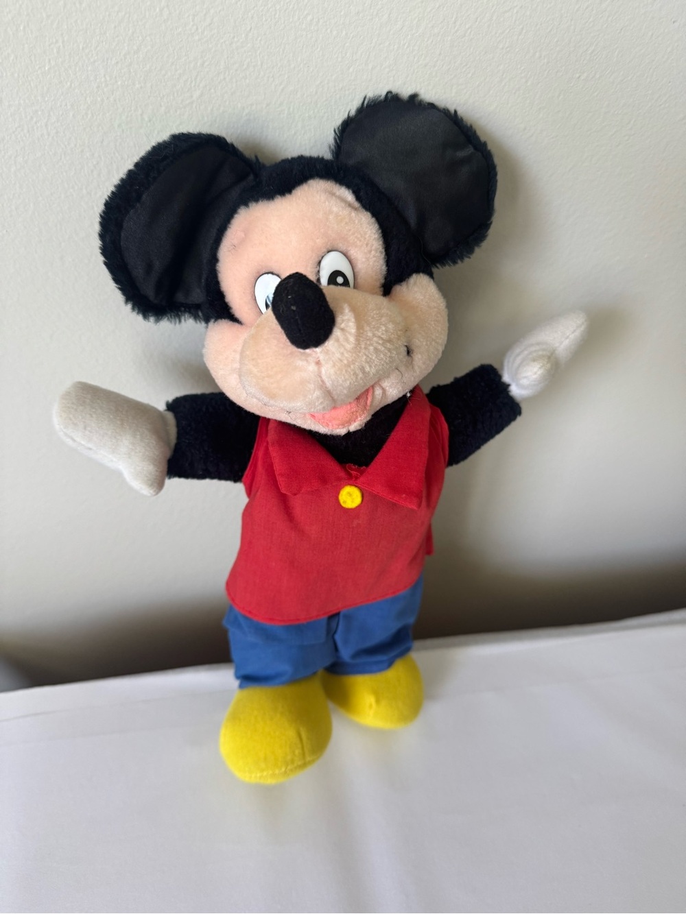VINTAGE Applause 11” Mickey Mouse Plush